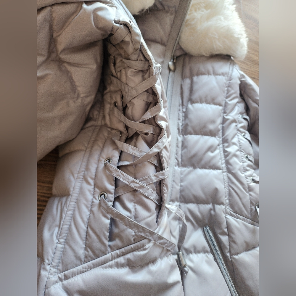 Size L - Laudry Light Grey Puffer Jacket With White Fur Collar - Picture 4 of 5